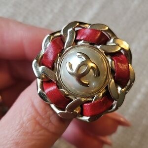 CHANEL Ring Gold Chain Pearl Red Leather CC Logo [Size 5.5]